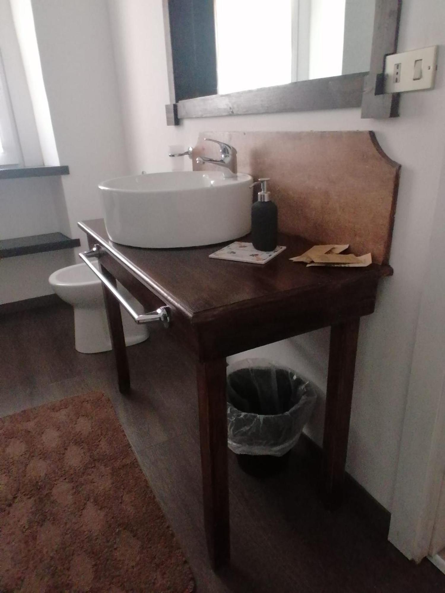 384 Guesthouse Rooms & Suite Έννα Εξωτερικό φωτογραφία